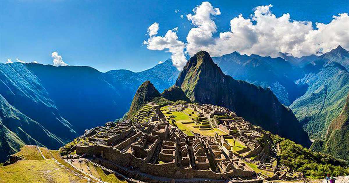 PERU: The Magic Country in the world from the oceans, deserts, high mountains, the Andes, Psytrance deepest jungle Amazonia!