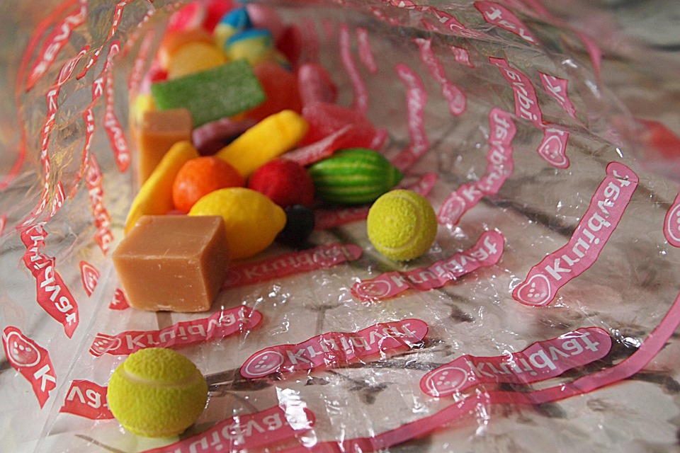 Drug containing Amphetamine Sweets for „ADS“ children in the USA
